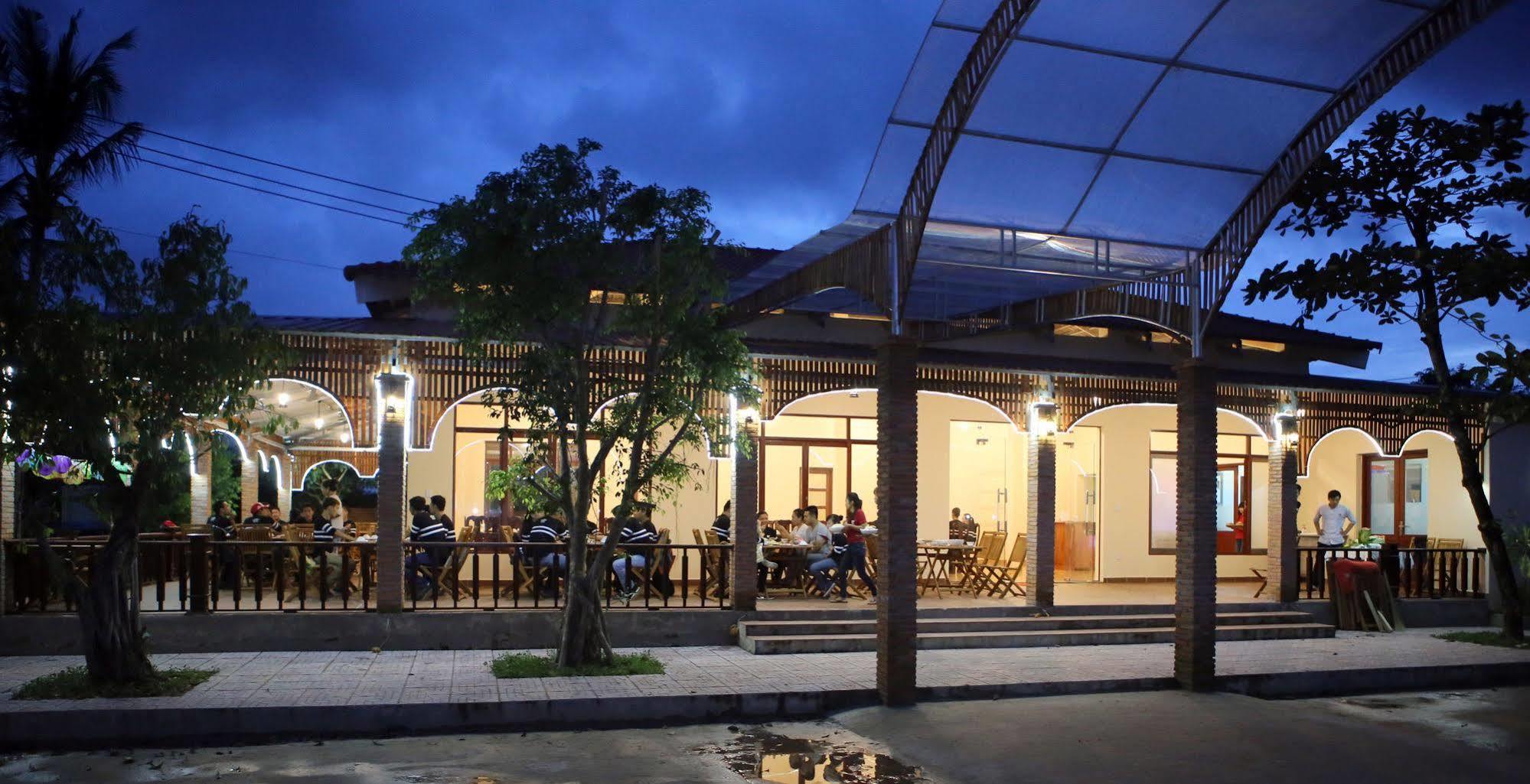 Phu Son Village Resort Дуонг-Донг Экстерьер фото